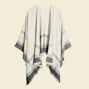 Cozy Poncho Wrap SiiZU Alltrue NEW